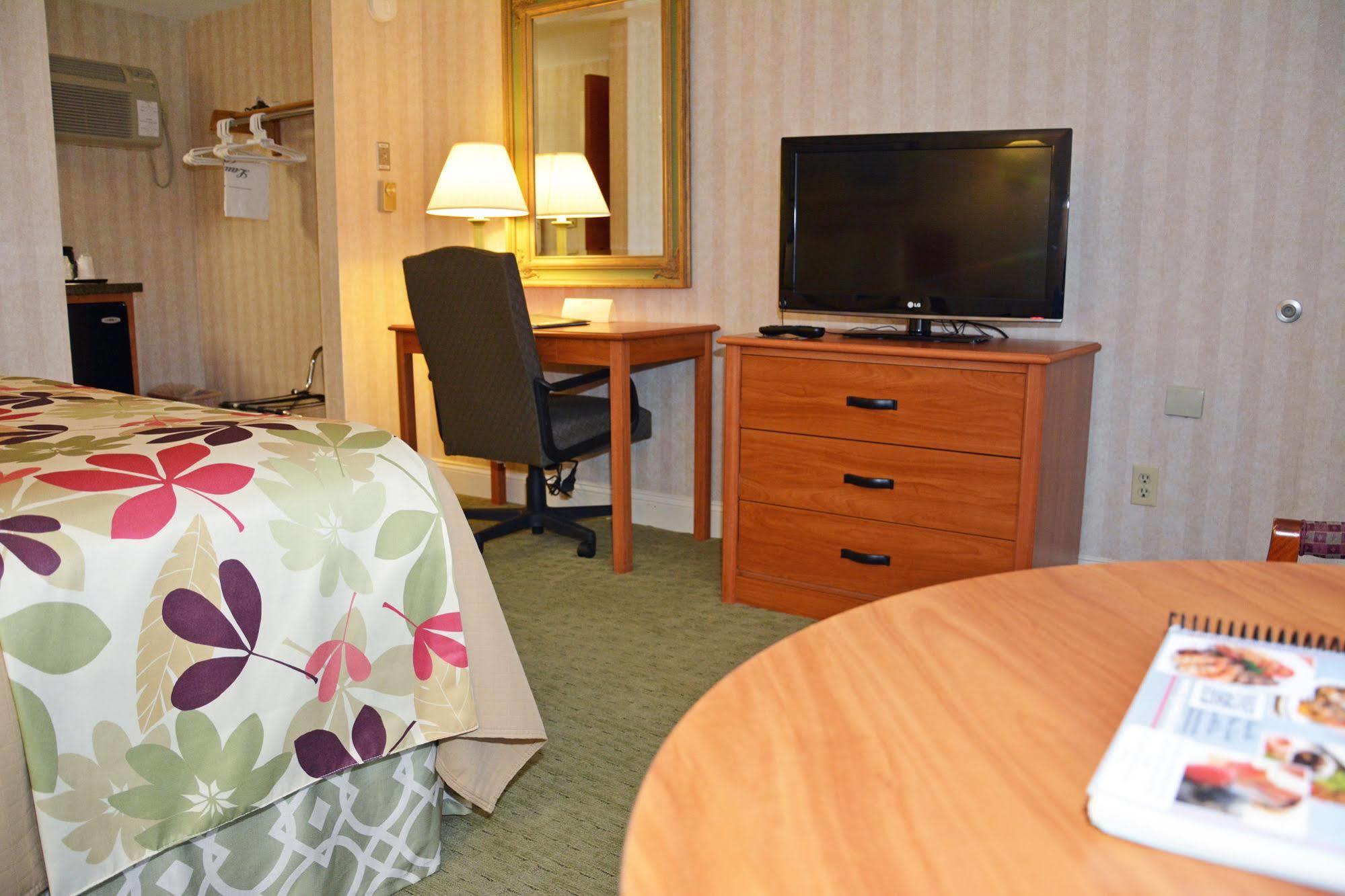 Ogunquit The Milestone Inn Экстерьер фото